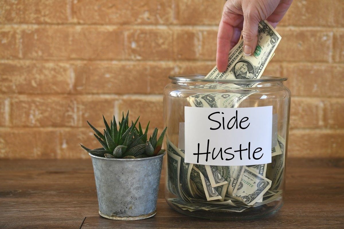 The Best Side Hustles for People with No Experience